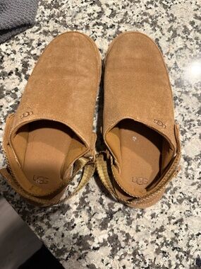 UGG Kids Chestnut Brown Suede Slip-On Clogs